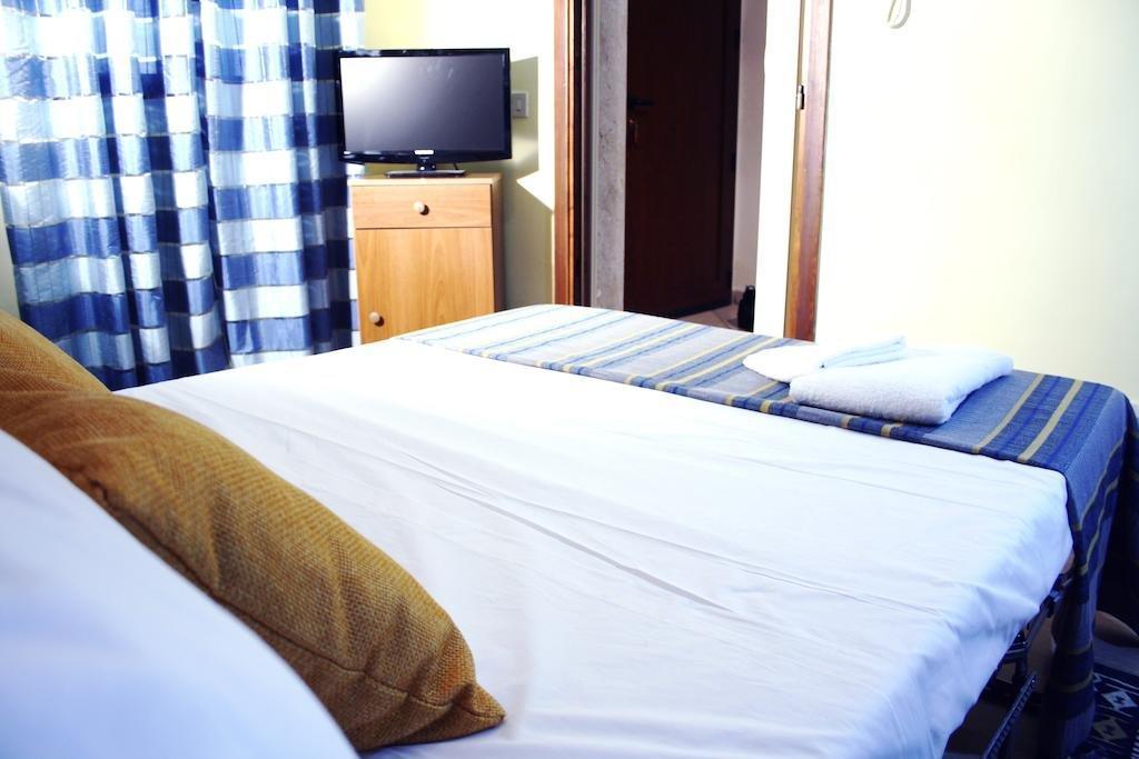 Orfani Apartments Trapani Eksteriør billede