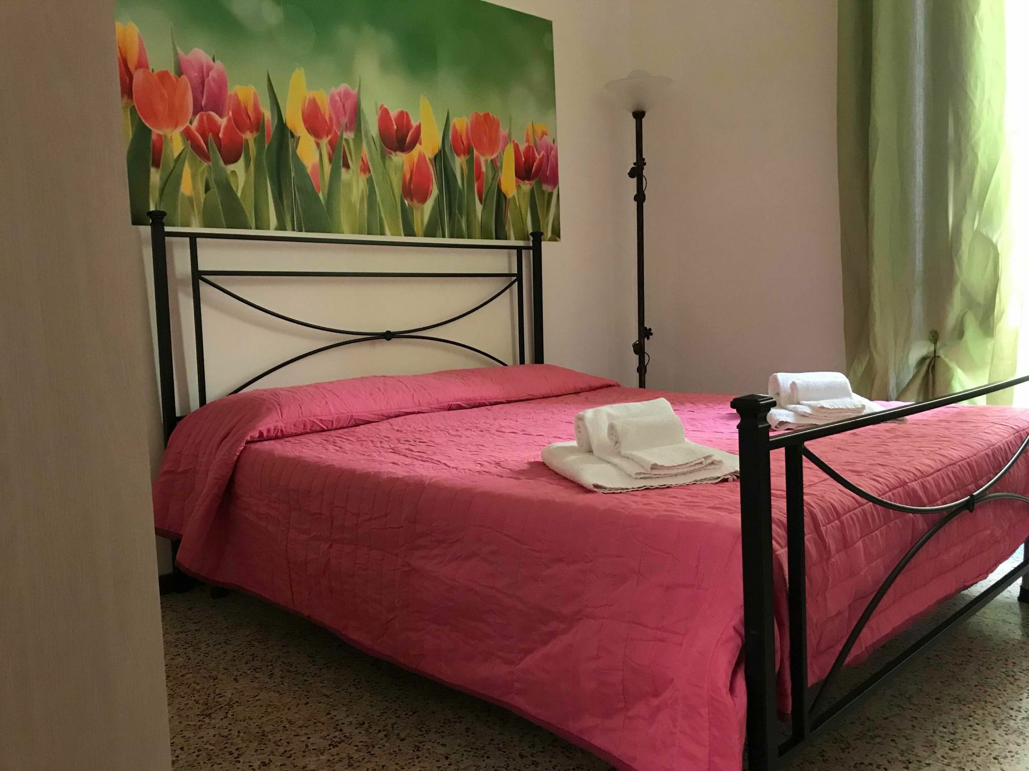 Orfani Apartments Trapani Eksteriør billede